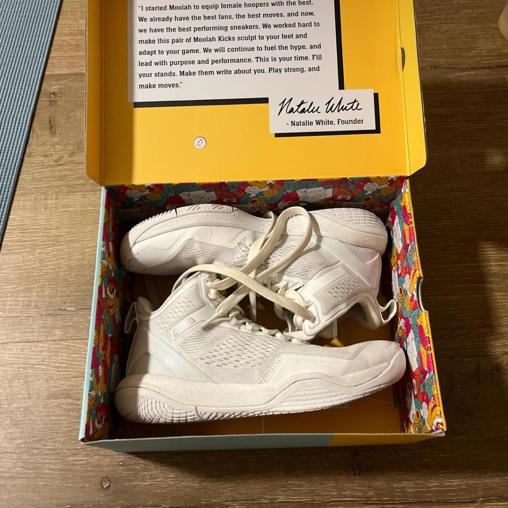Moolah basketball shoes